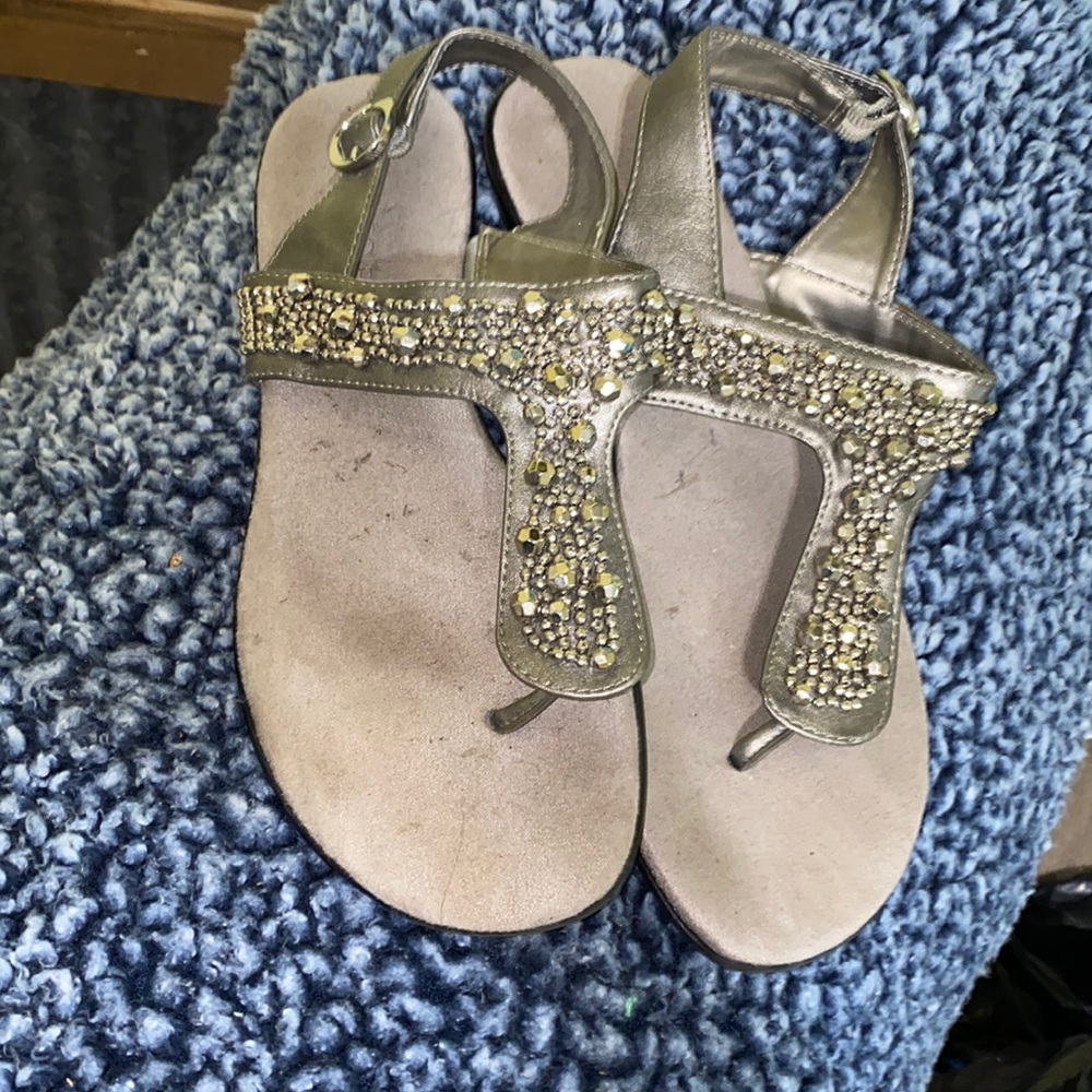 Women’s Aeorsoles sandals
